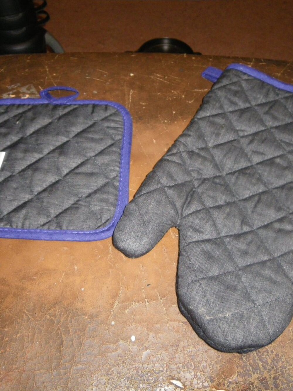 Baltimore Raven NFL Football Potholder & Oven Mitt Set Sunday Tailgating - Picture 4 of 4